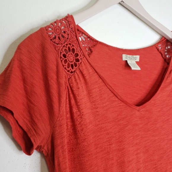 Lucky Brand Modal Crochet V Neck Tee Shirt M - Picture 3 of 7